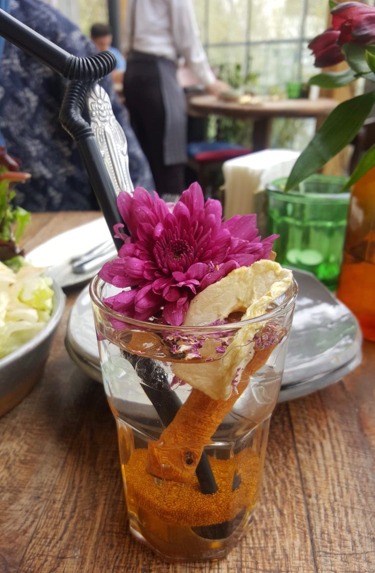 طراحی کافه کلاسیک