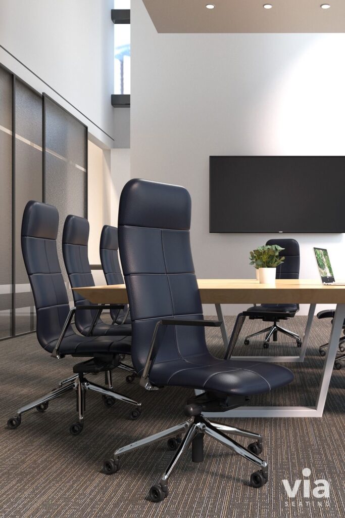 صندلی کنفرانس چرمی