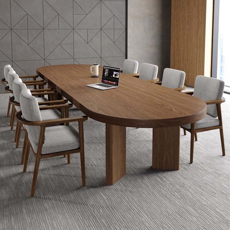 میز کنفرانس بیضی