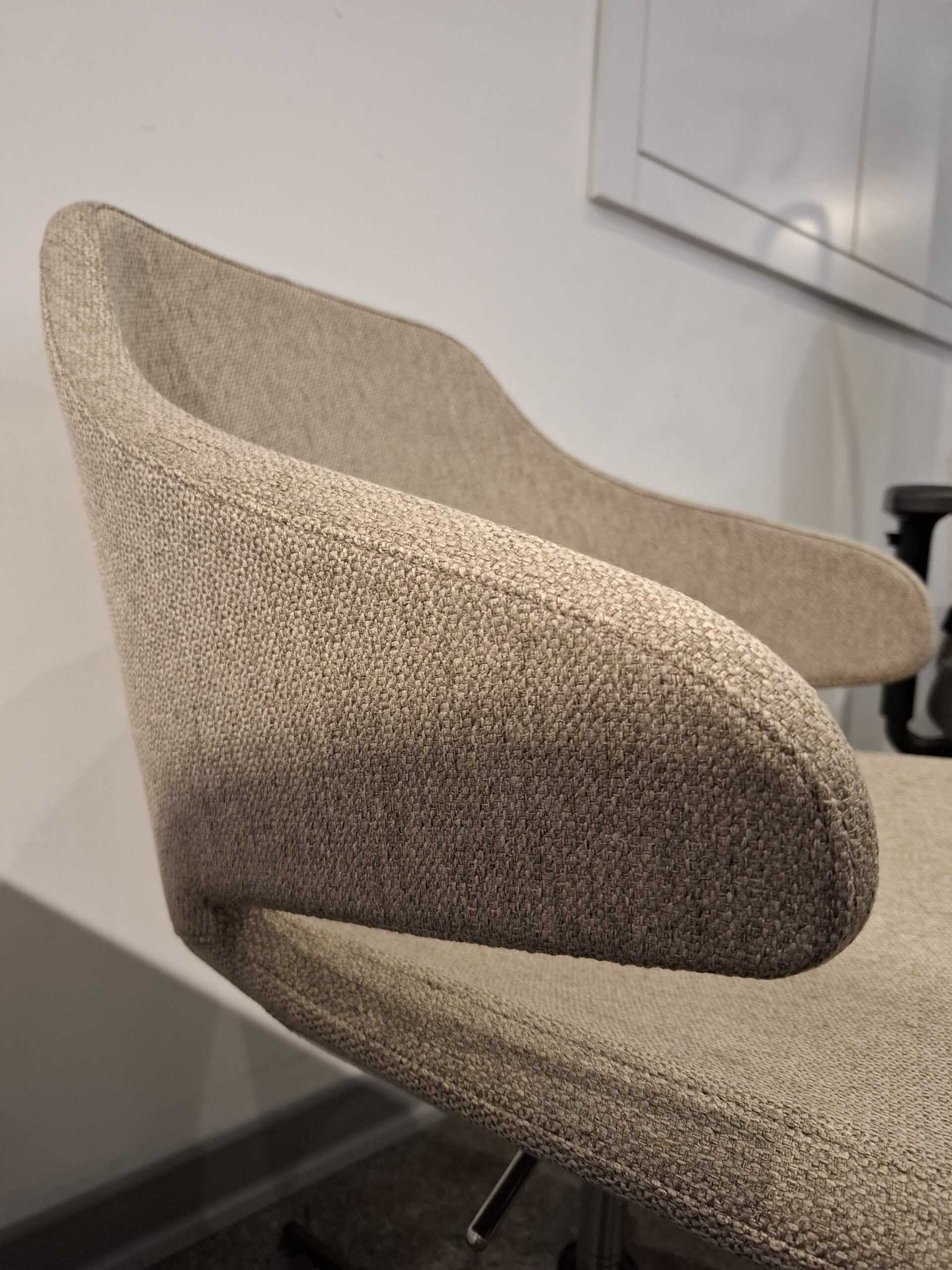 دسته های صندلی اداری لیو کد Q65