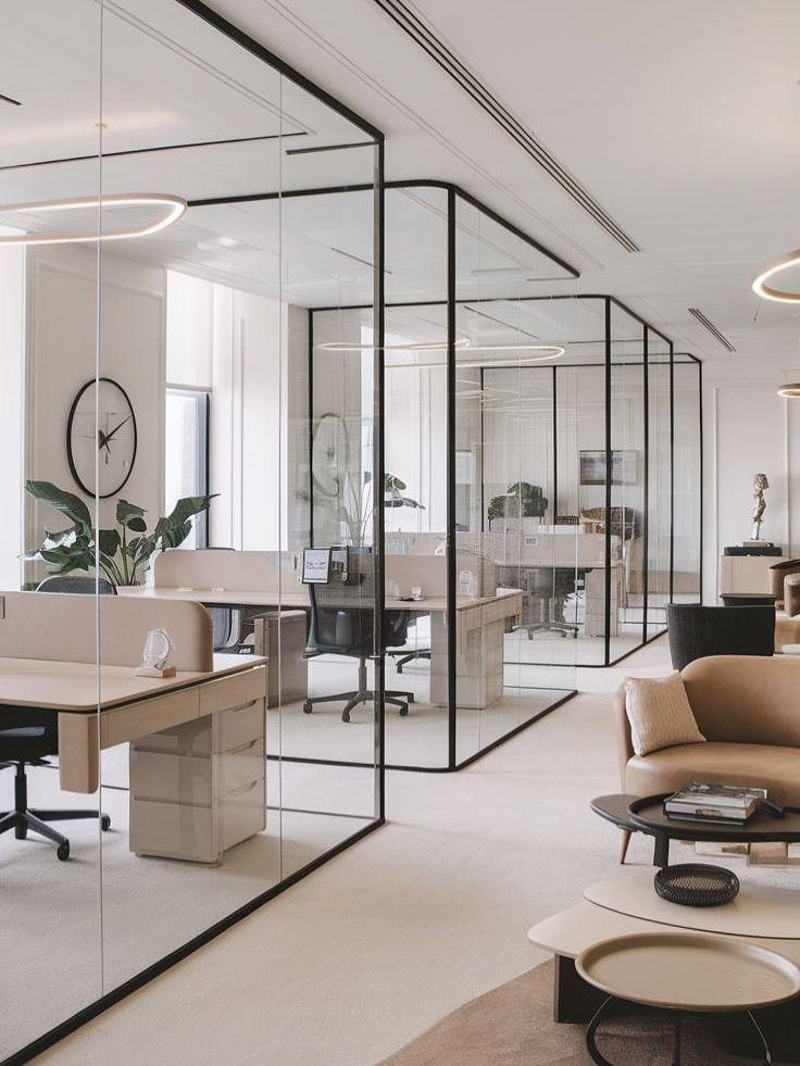 توسعه نور طبیعی و کاهش هزینههای انرژی با پارتیشن شیشه ای فریم لس